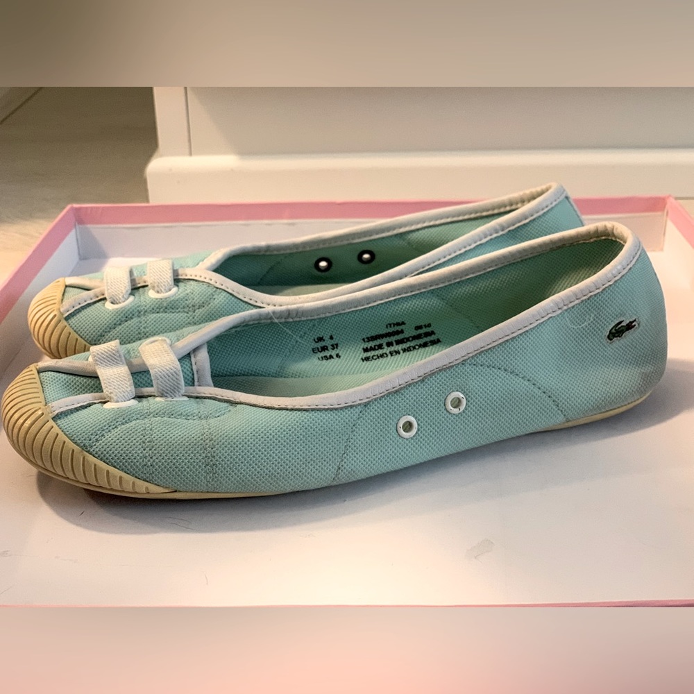 Lacoste Women’s Flats Size US 6 - Picture 2 of 3